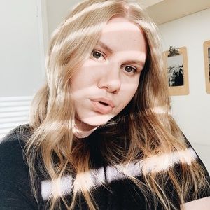 Meet your Posher, Leah